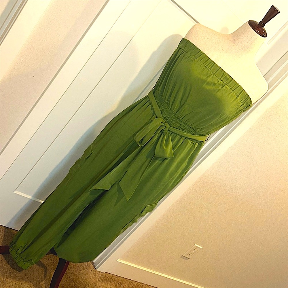 New York & Co Strapless Jumper Size Large